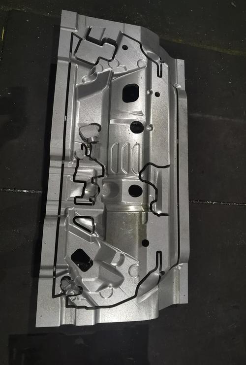 探索ZL104鑄鋁 知名廠家、領(lǐng)先品牌、產(chǎn)品圖片與模具熱帖全解析